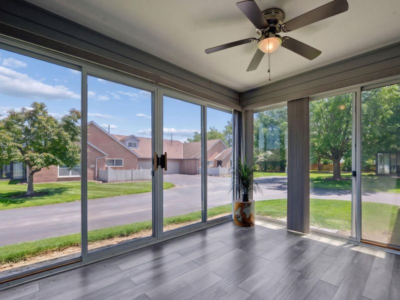 4969 Meadow Run Drive , Hilliard, OH 43026 Photo 7
