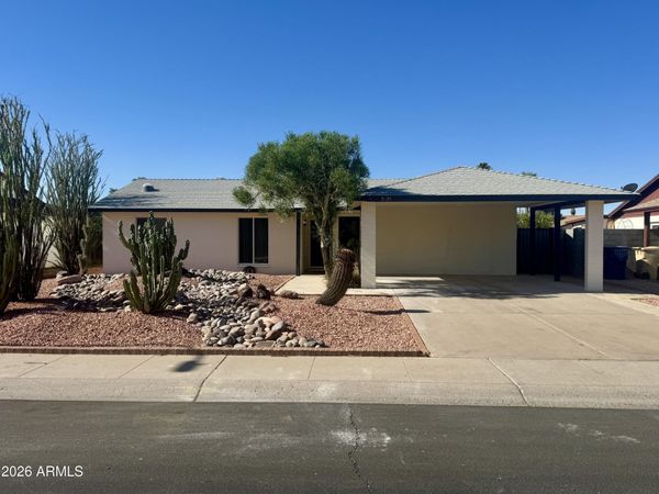 5635 W BROWN Street, Glendale, AZ 85302