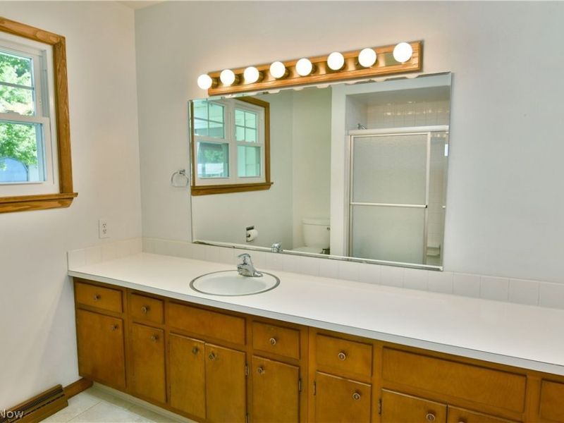4975 Maple Drive, Vienna, OH 44473 Photo 26