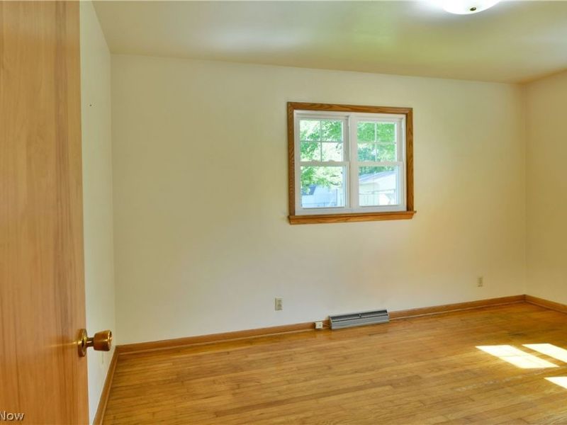 4975 Maple Drive, Vienna, OH 44473 Photo 33