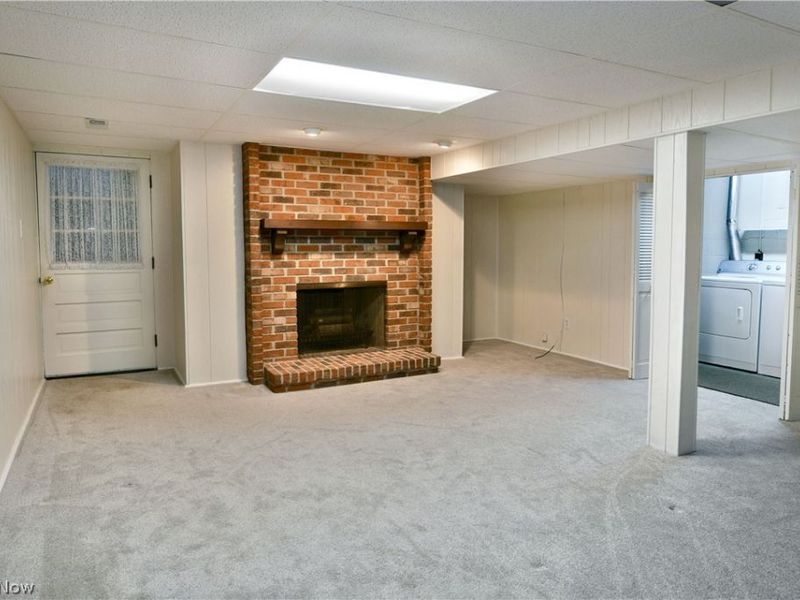 4975 Maple Drive, Vienna, OH 44473 Photo 38