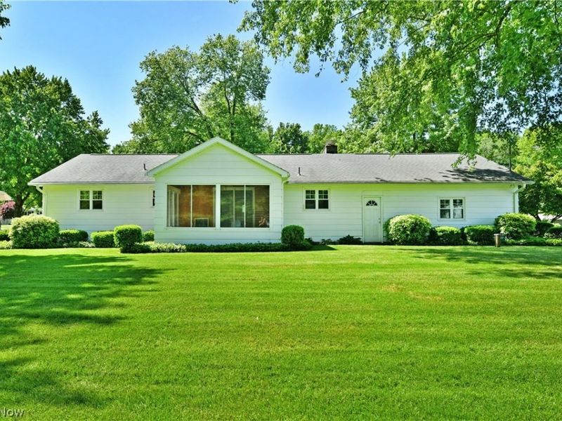 4975 Maple Drive, Vienna, OH 44473 Photo 49