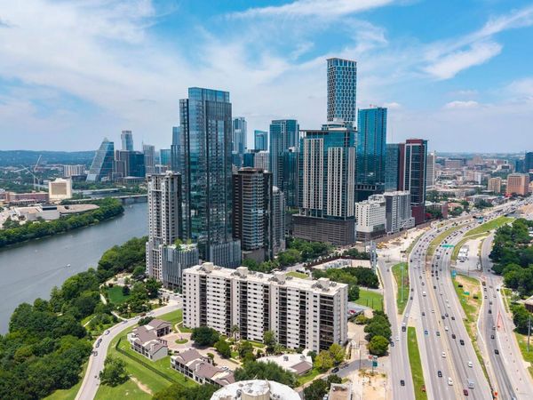40 N Interstate 35, Unit 2A2, Austin, TX 78701