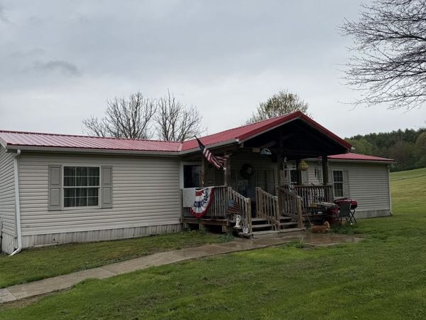 750 Rod And Gun Drive, Enon Valley, PA 16120