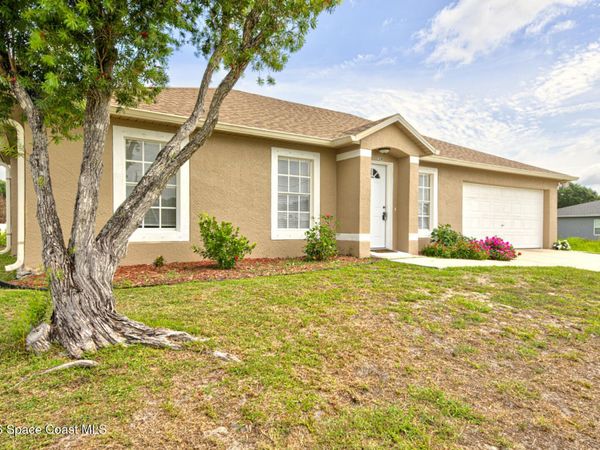 1139 Brickell Street SE , Palm Bay, FL 32909