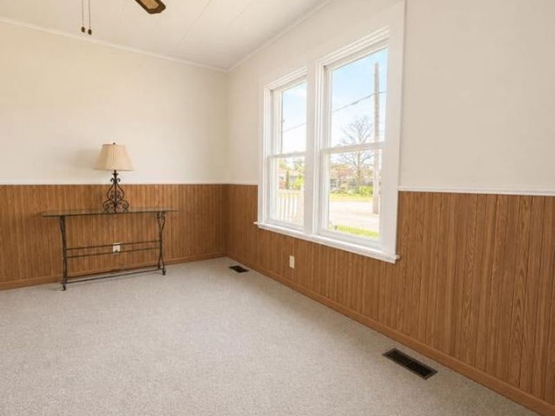 515 W Fifth Street, Port Clinton, OH 43452 Photo 5