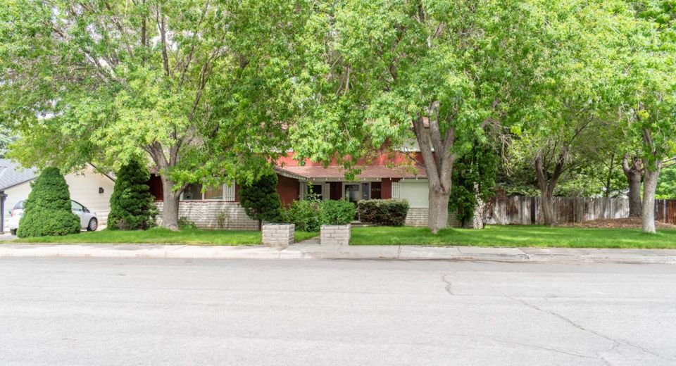 4290 Garlan Lane, Reno, NV 89509 Photo