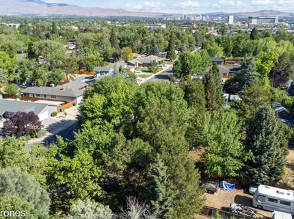 4290 Garlan Lane, Reno, NV 89509 Photo