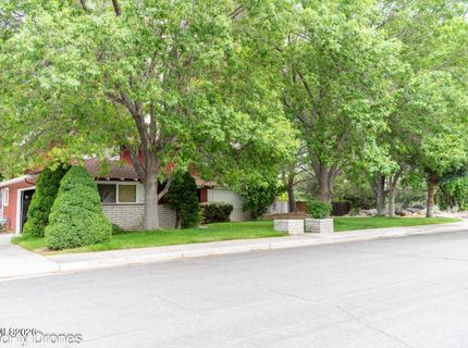 4290 Garlan Lane, Reno, NV 89509 Photo