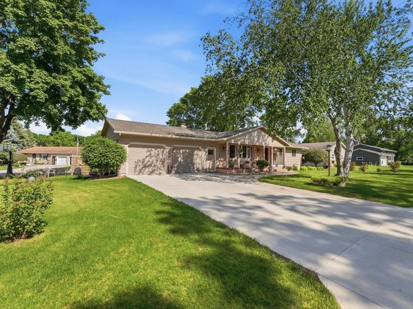 1709 6th Street SW, Willmar, MN 56201