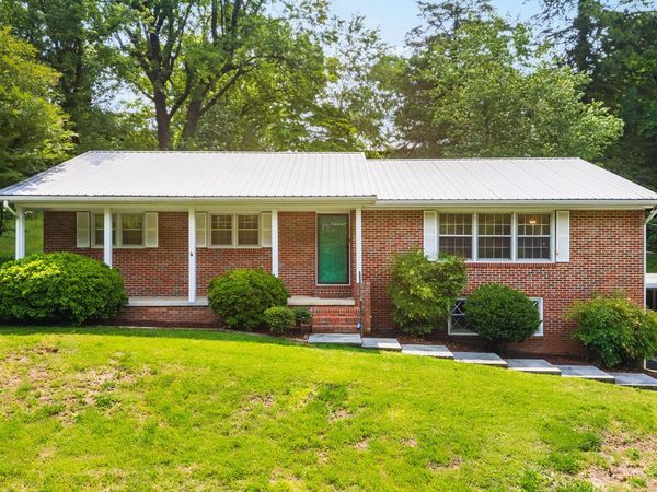 2802 Elm Drive, Cleveland, TN 37312