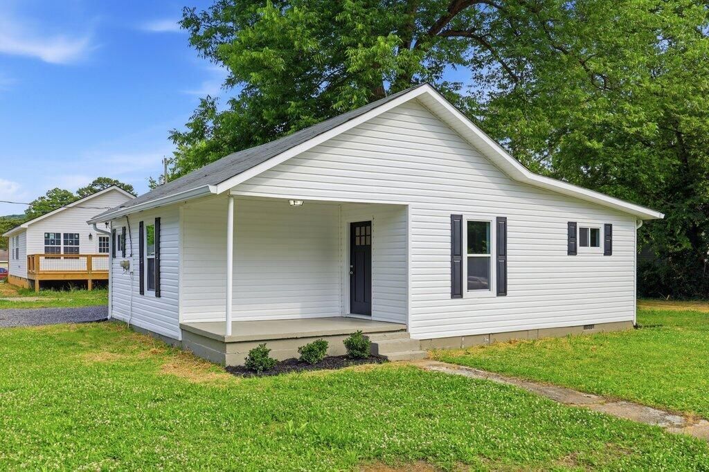 2636 N Orchard Knob Avenue, Chattanooga, TN 37406 Main Photo