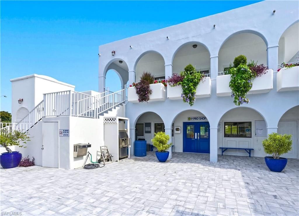 4718 Via Carmen, Naples, FL 34105 Photo