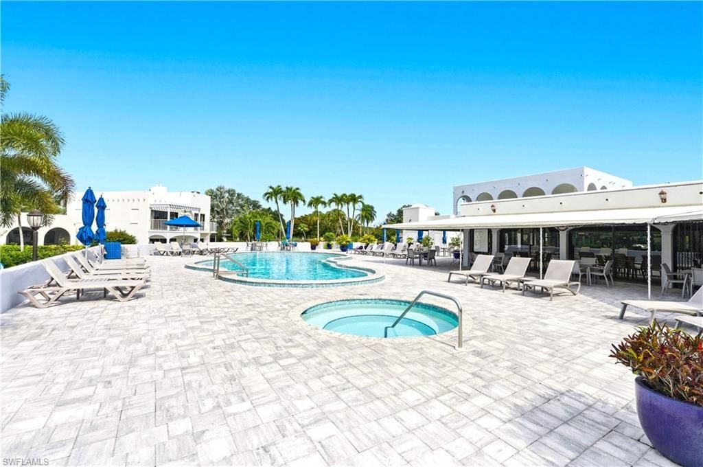4718 Via Carmen, Naples, FL 34105 Photo