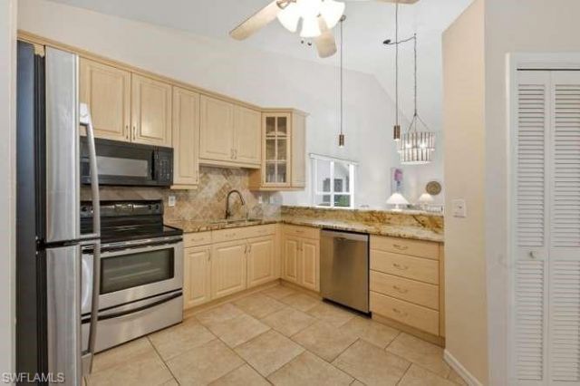 4718 Via Carmen, Naples, FL 34105 Photo