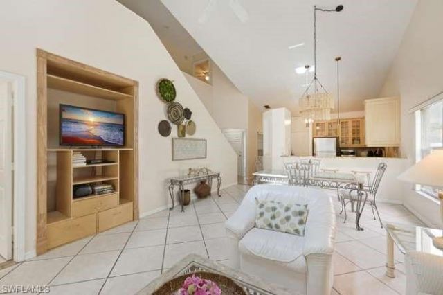 4718 Via Carmen, Naples, FL 34105 Photo