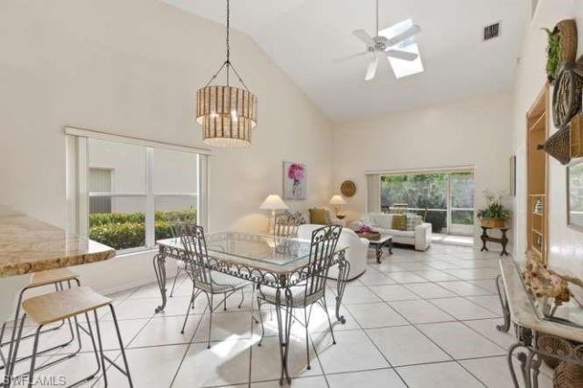 4718 Via Carmen, Naples, FL 34105 Photo