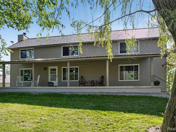 10520 North Dixie , Berlin Twp, MI 48179
