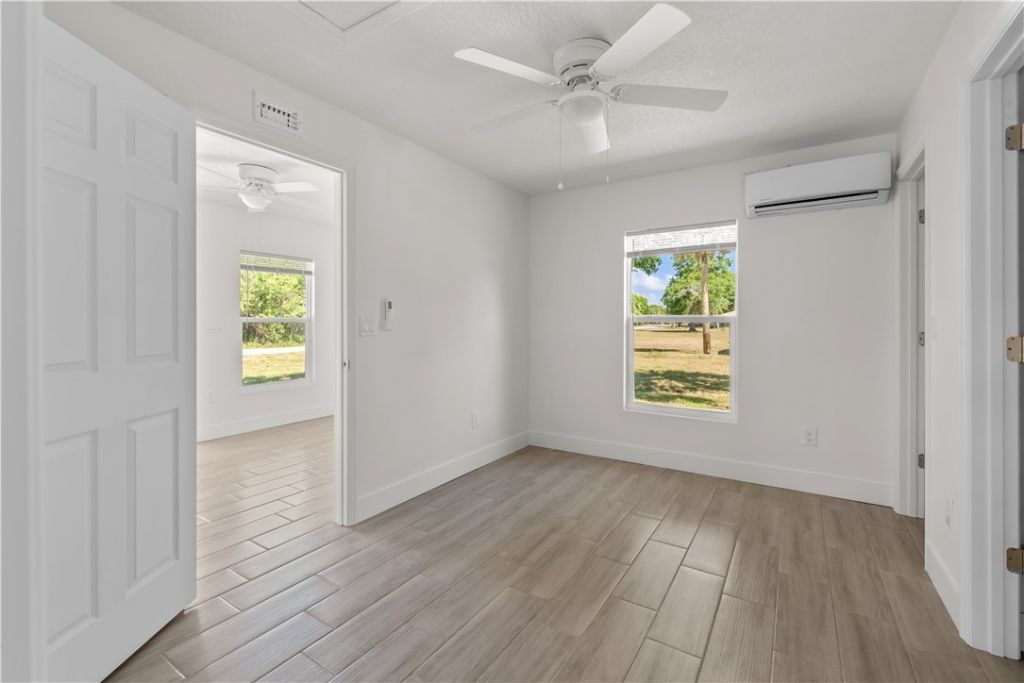 4576 30th Avenue, Vero Beach, FL 32967 Photo