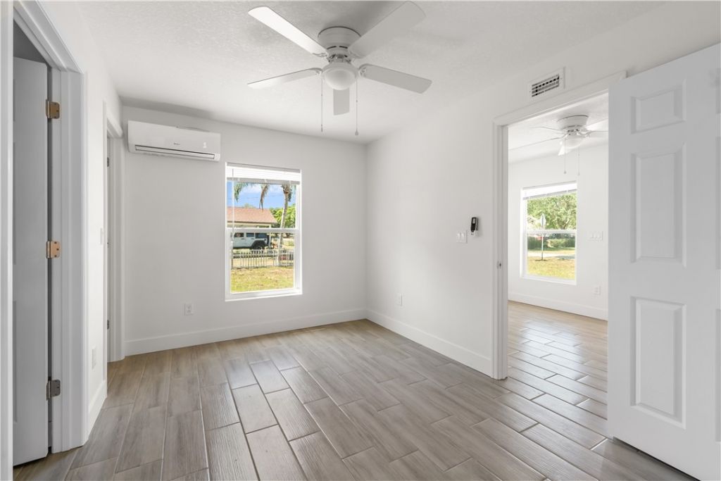 4576 30th Avenue, Vero Beach, FL 32967 Photo
