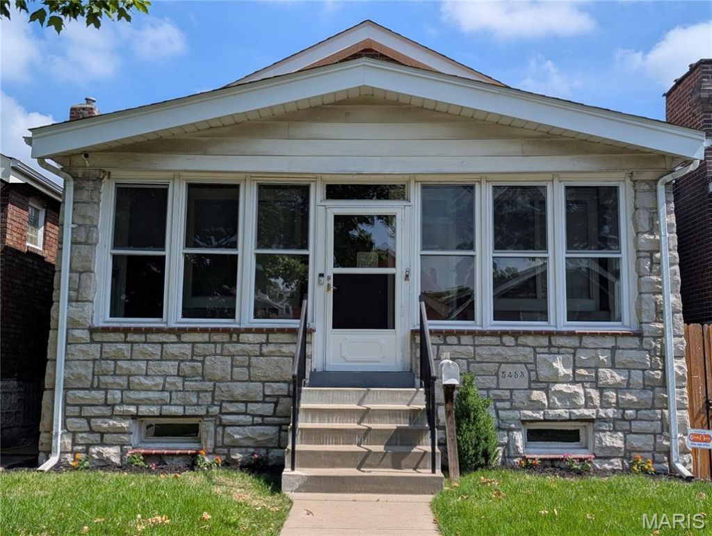 5453 Nottingham Avenue, Saint Louis, MO 63109 Main Photo