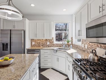 2536 N Saunders Lake Drive, Minnetrista, MN 55364