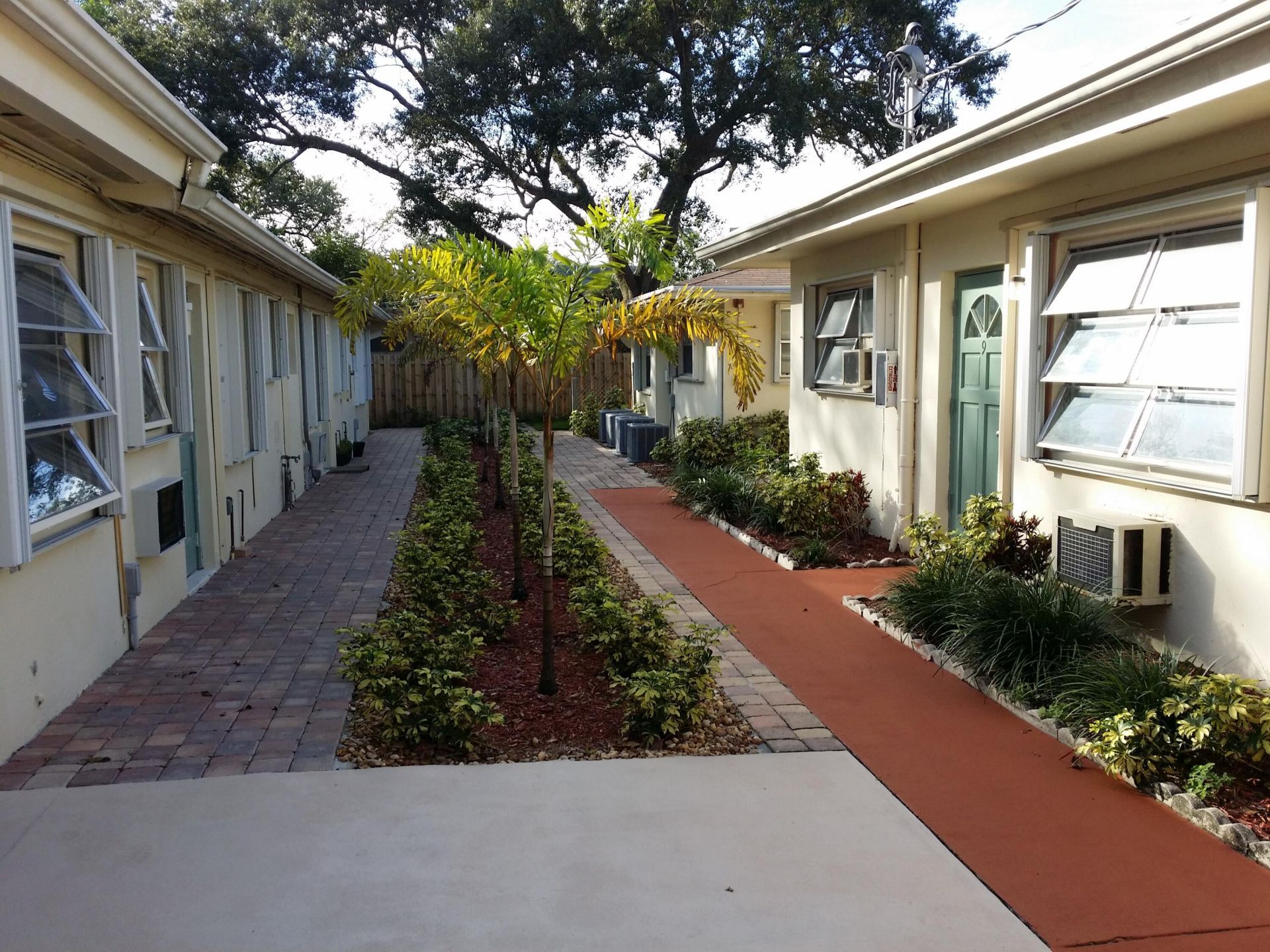 400 SW 8th Avenue, Unit #8, Fort Lauderdale, FL 33312 Photo