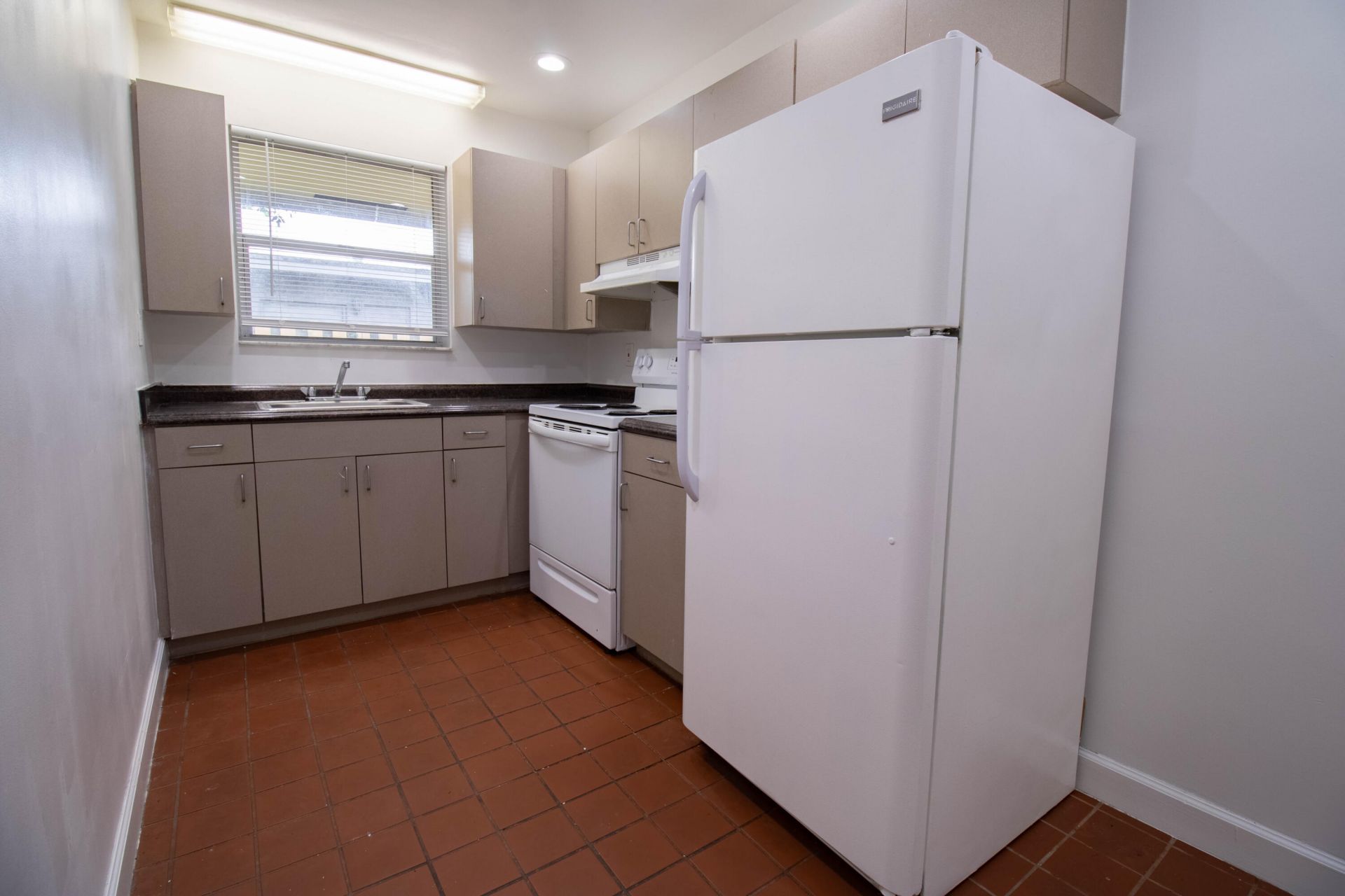 400 SW 8th Avenue, Unit #8, Fort Lauderdale, FL 33312 Photo