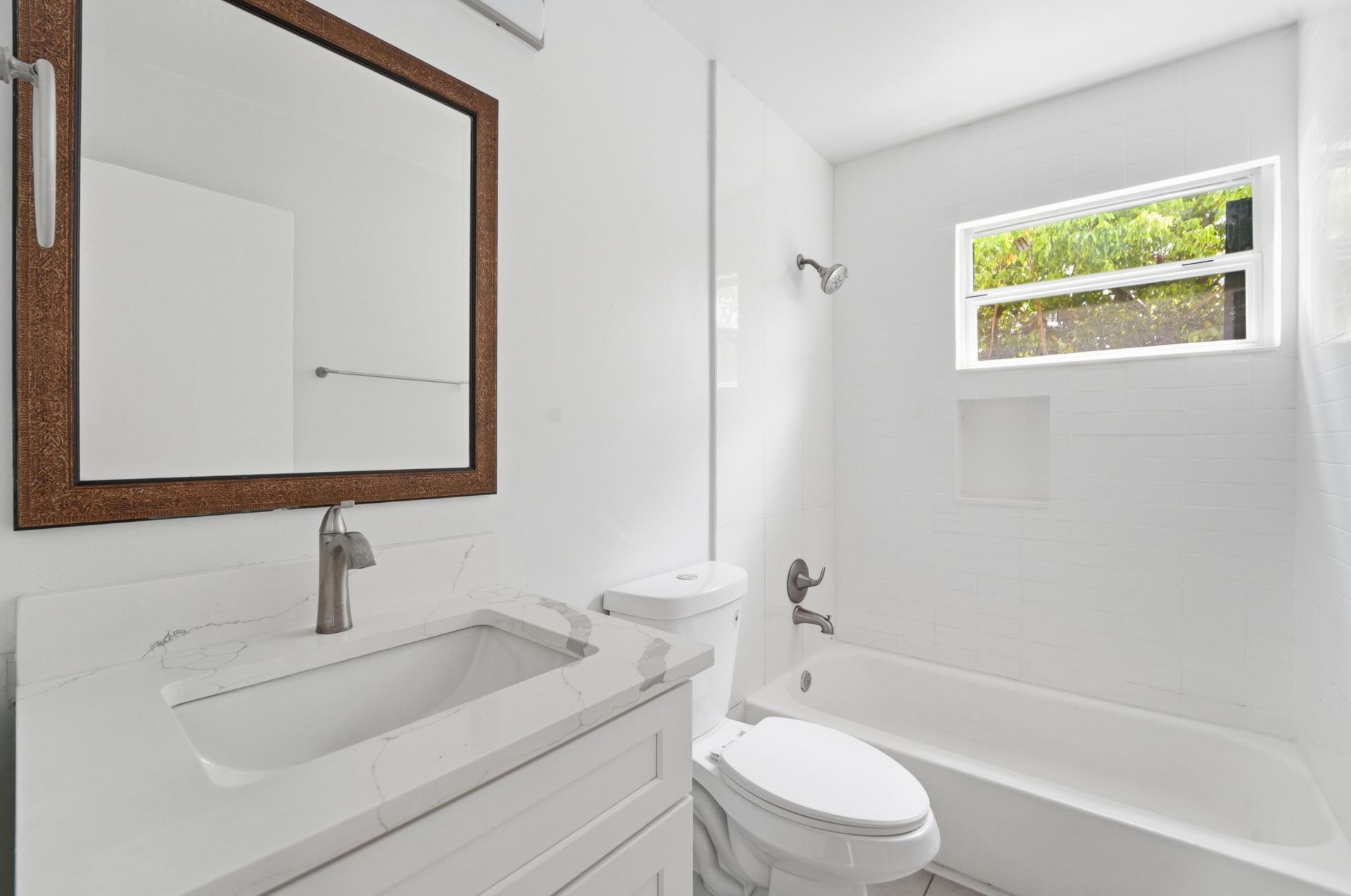 5000 Lake Avenue, West Palm Beach, FL 33405 Photo