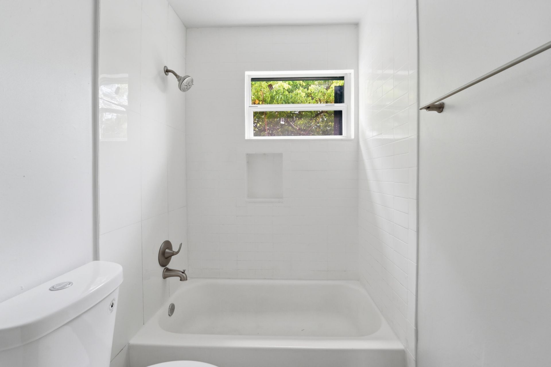 5000 Lake Avenue, West Palm Beach, FL 33405 Photo