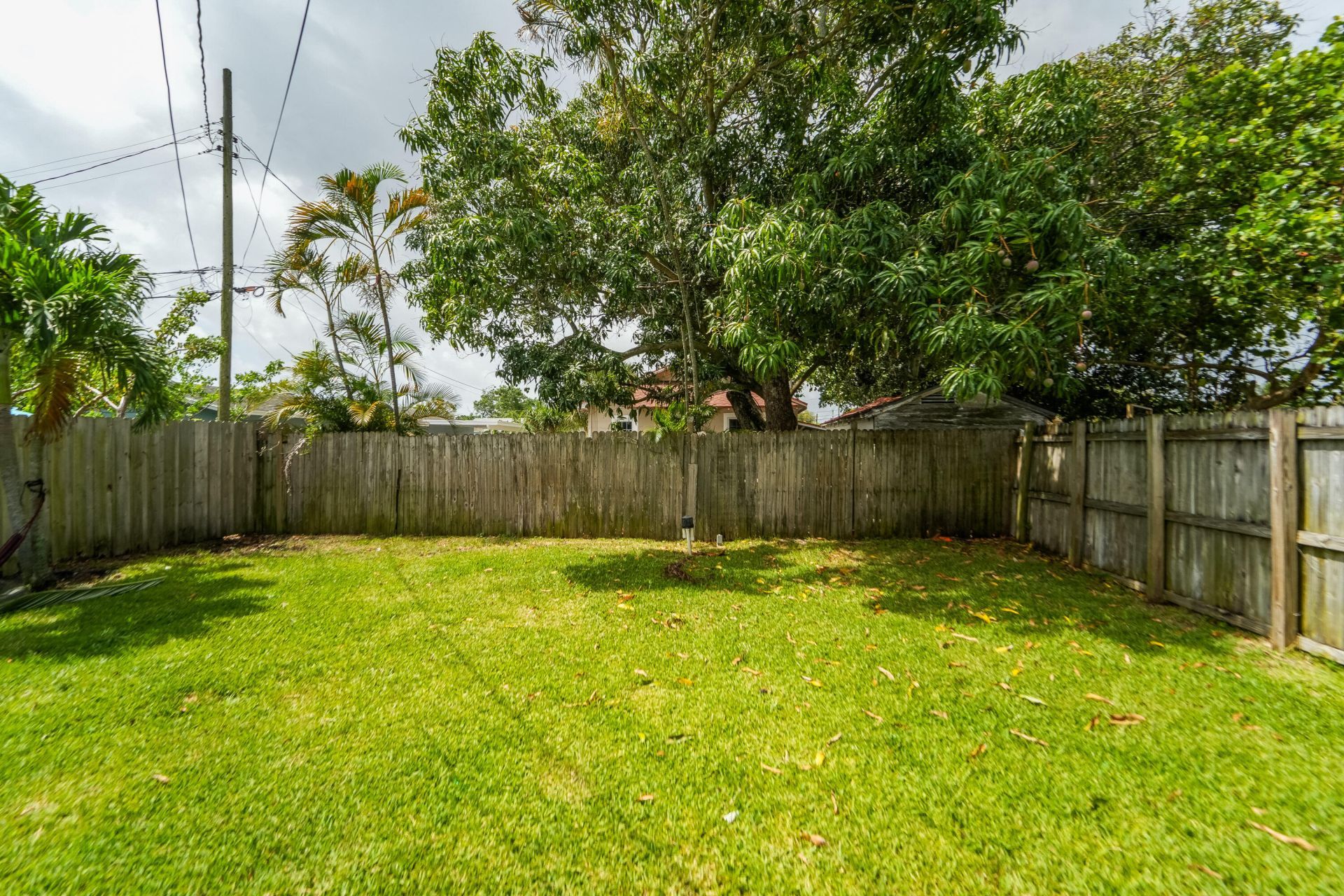 5000 Lake Avenue, West Palm Beach, FL 33405 Photo