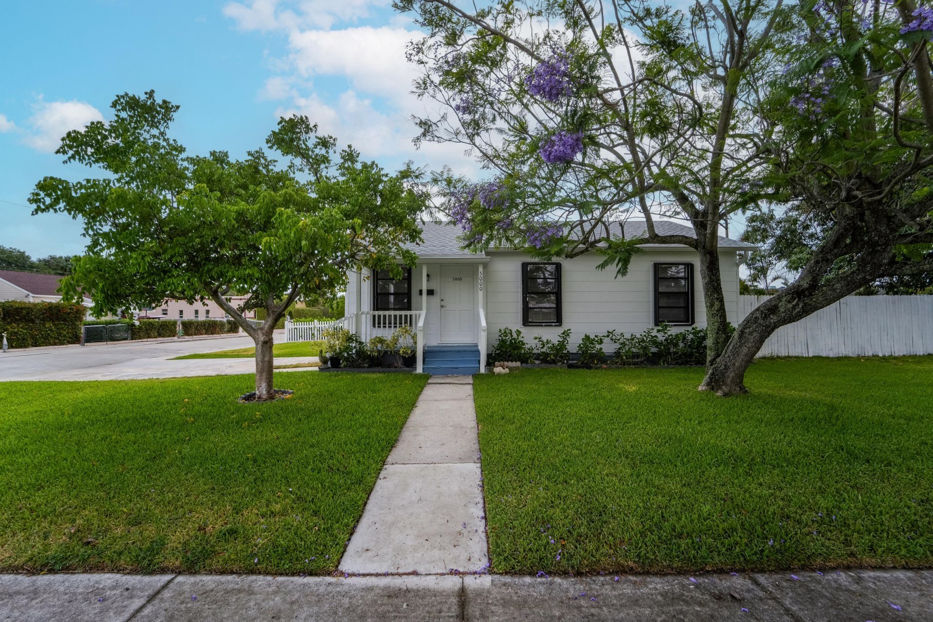 5000 Lake Avenue, West Palm Beach, FL 33405 Photo