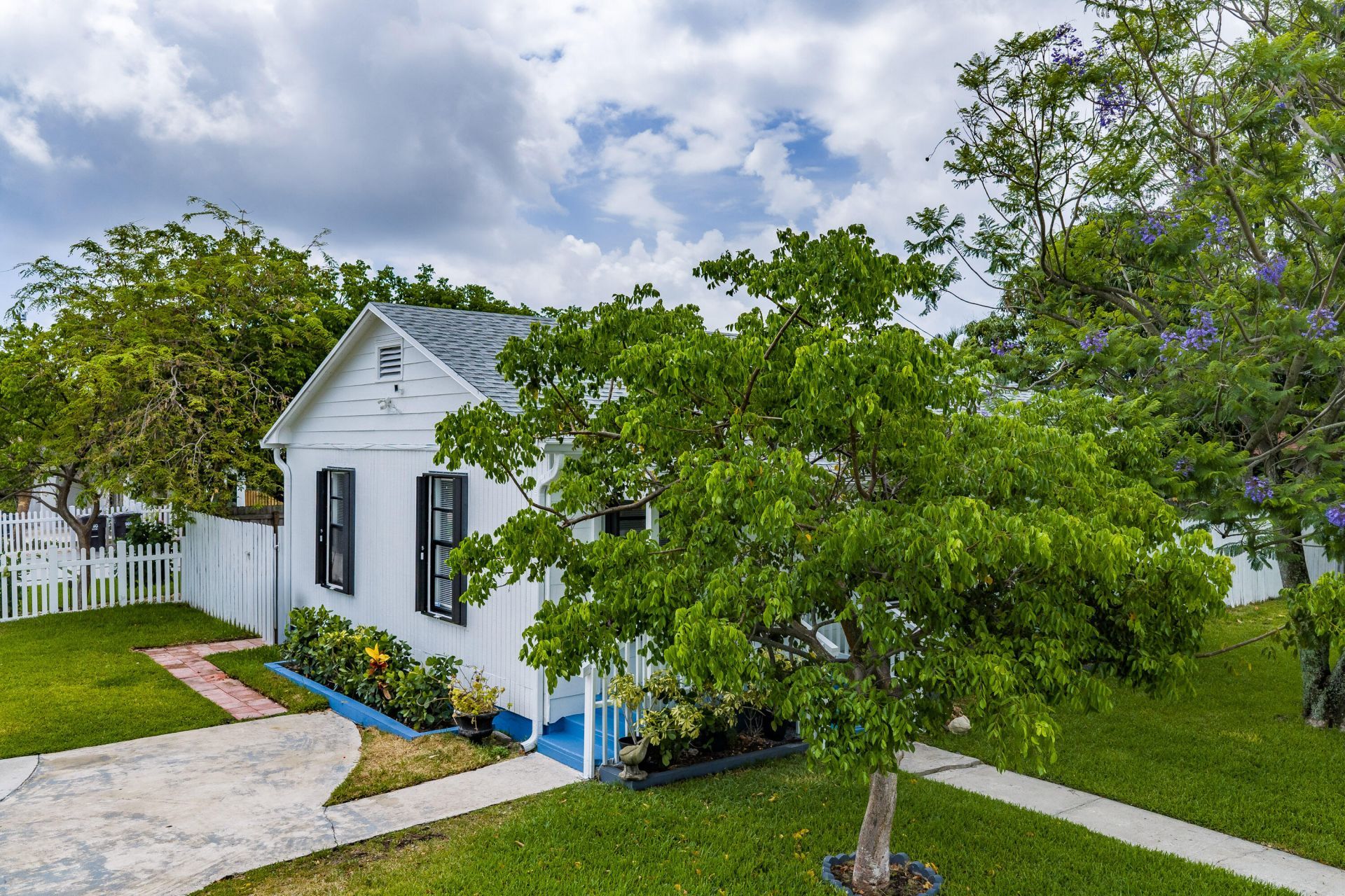 5000 Lake Avenue, West Palm Beach, FL 33405 Photo