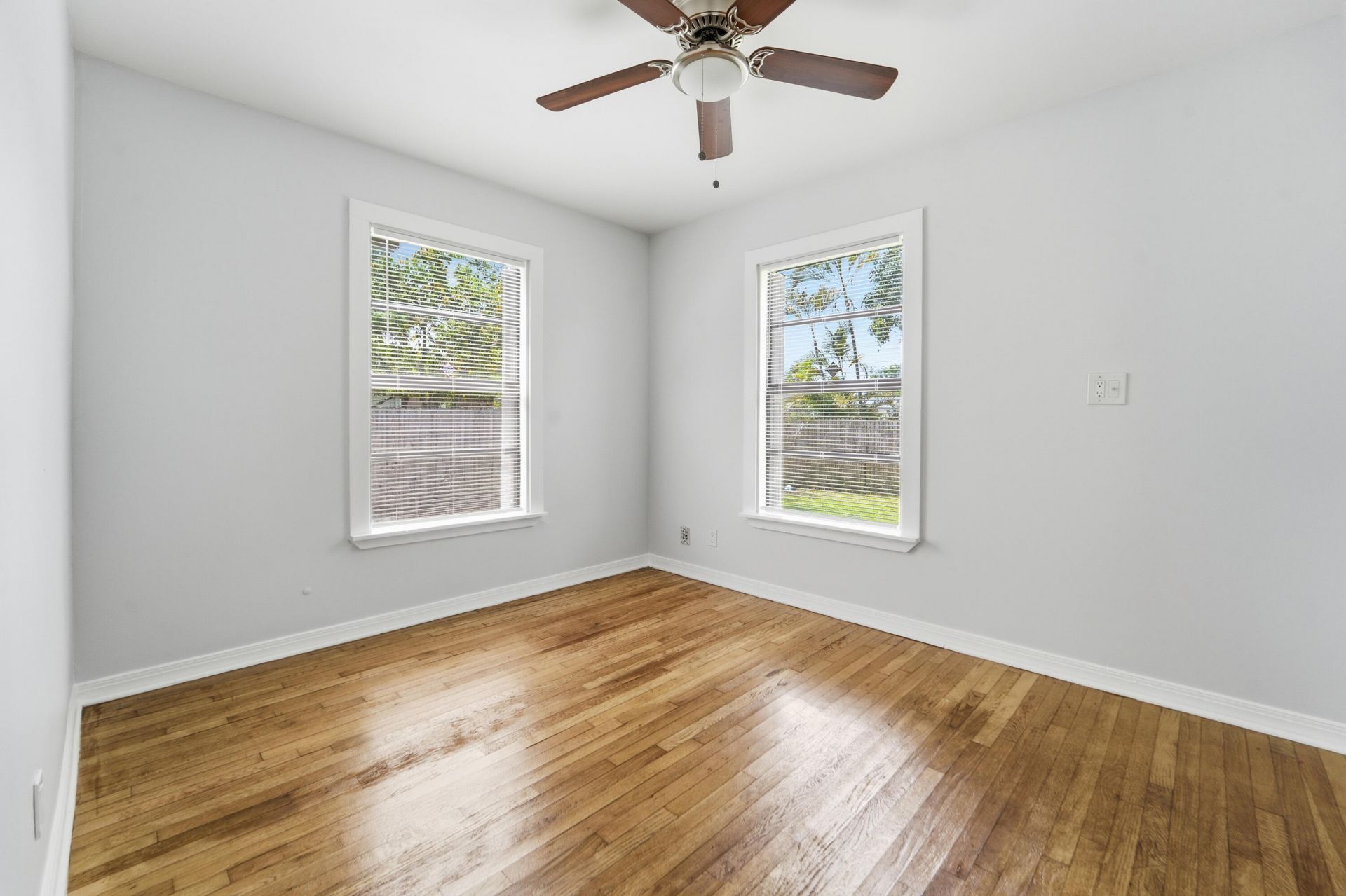 5000 Lake Avenue, West Palm Beach, FL 33405 Photo