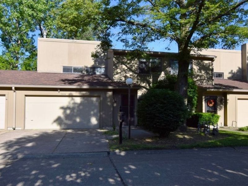 7024 Buckhurst Place, Concord Township, OH 44060 Photo 2