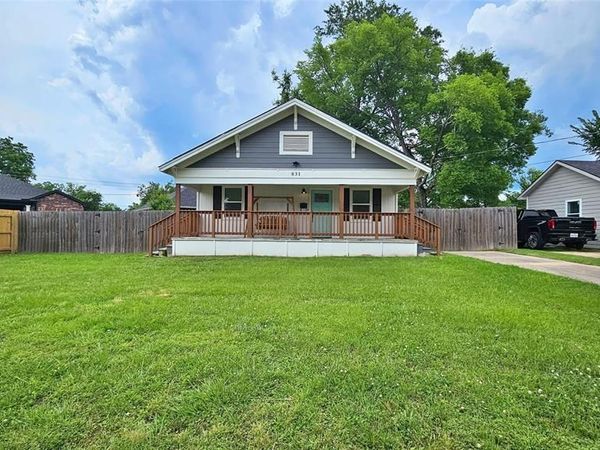 831 Alabama Street , Sulphur Springs, TX 75482