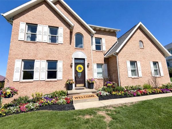 1019 Kimberly Dr, Uniontown, PA 15401