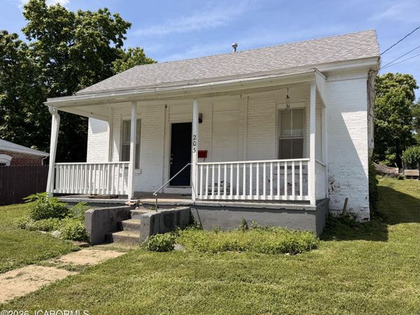 205 W 2ND STREET, Fulton, MO 65251