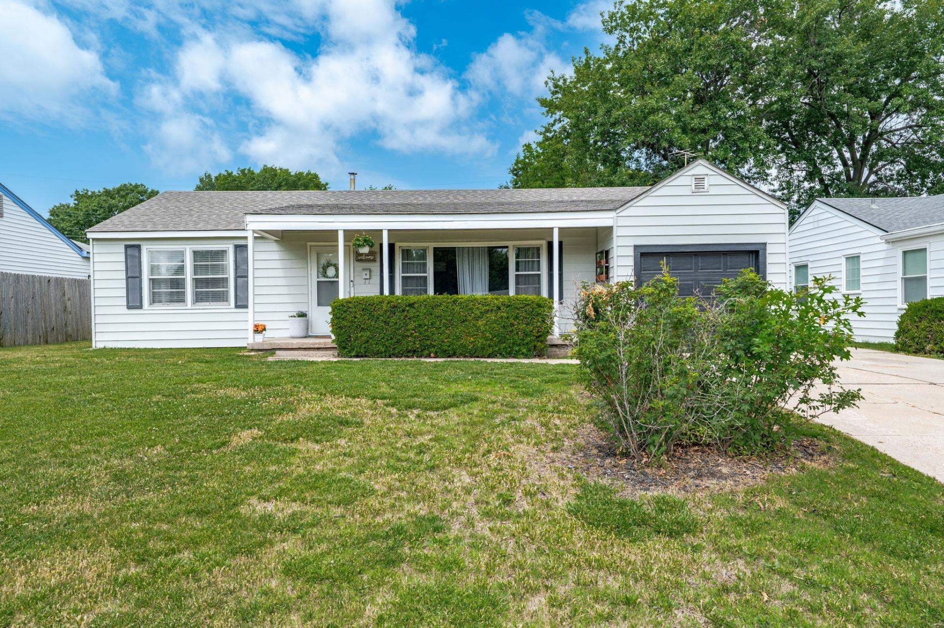 1713 S Drollinger, Wichita, KS 67218 Main Photo