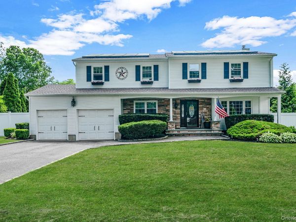 4 Sharon Drive , Coram, NY 11727