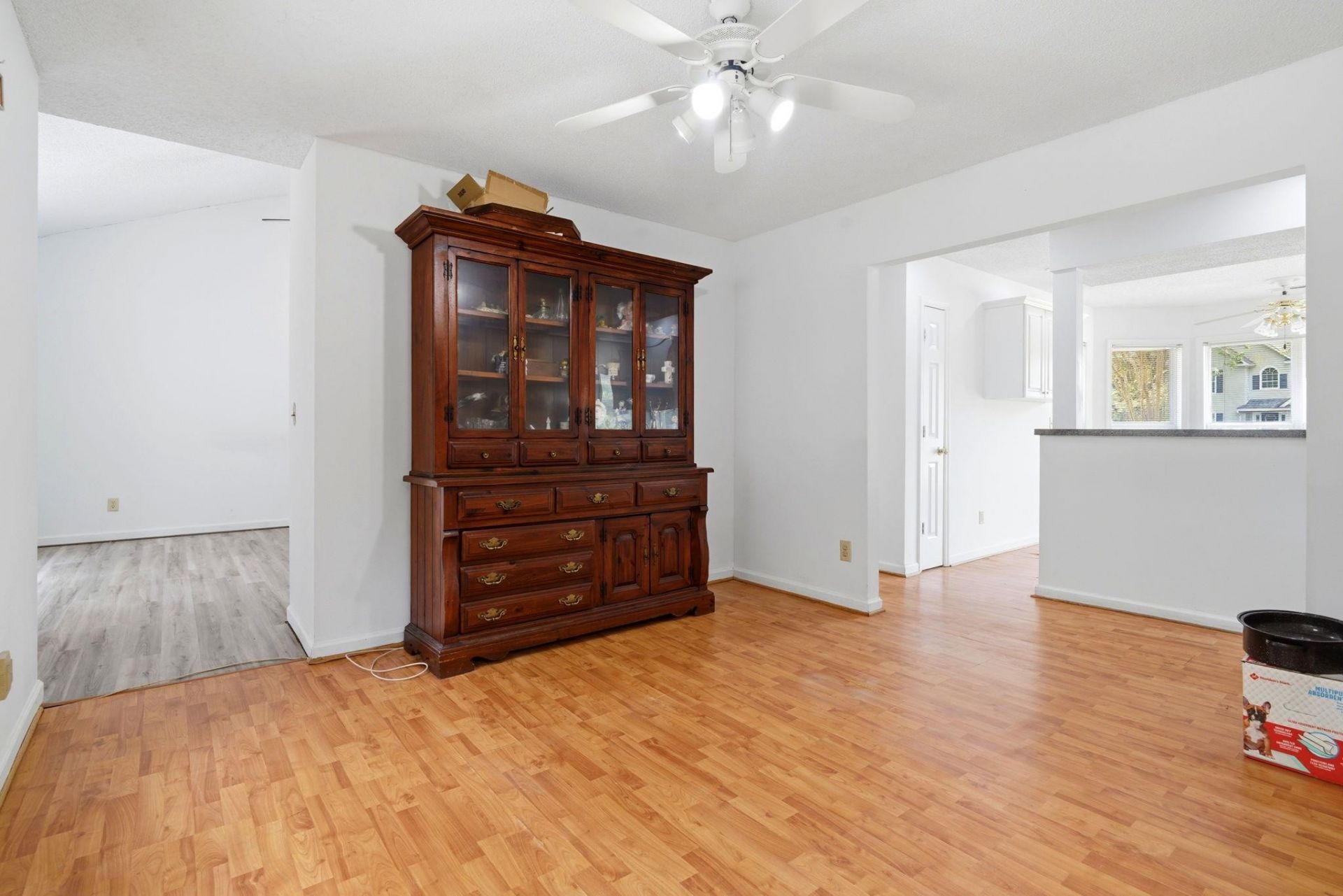 106 Sharon Ct. Photo 10