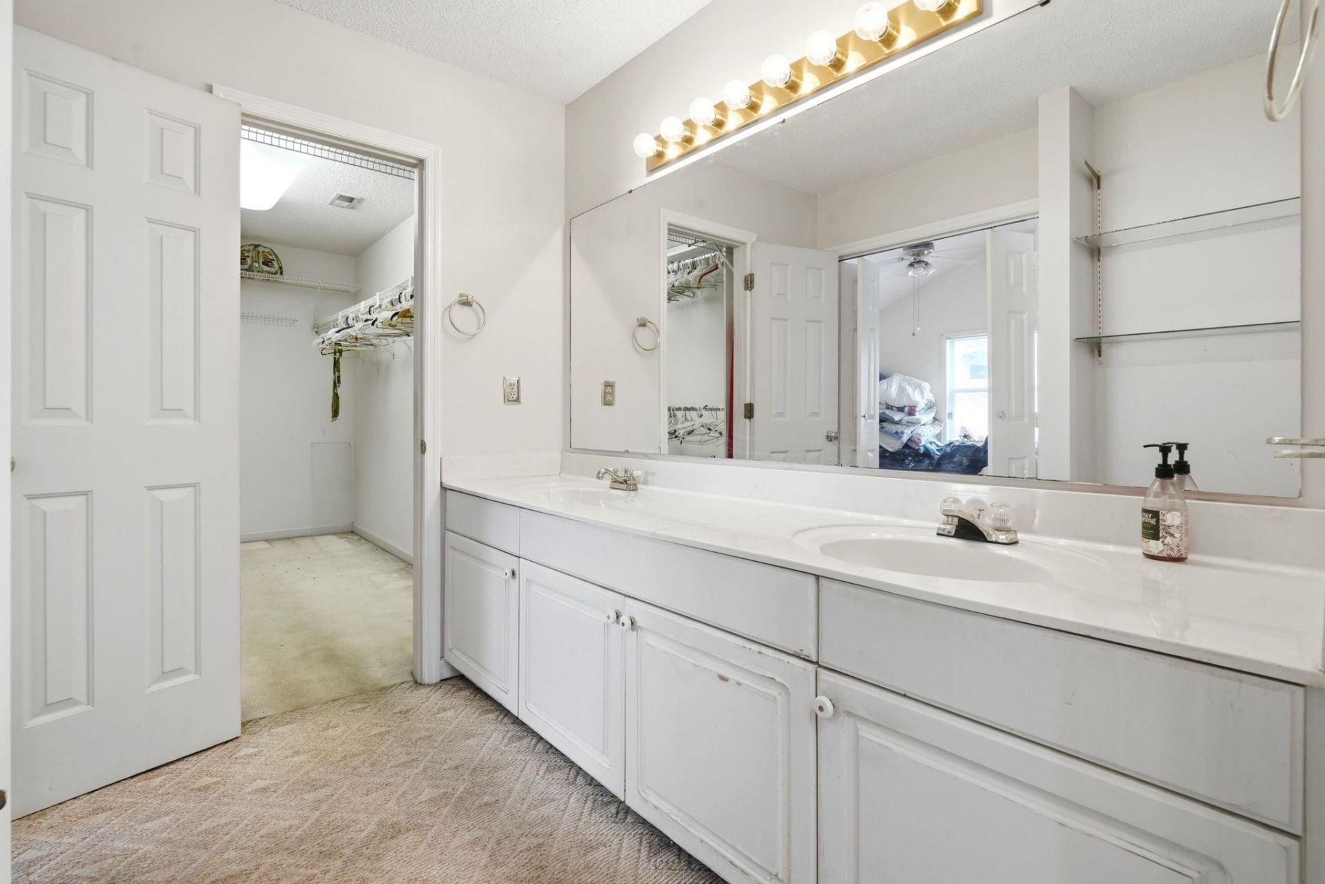 106 Sharon Ct. Photo 17