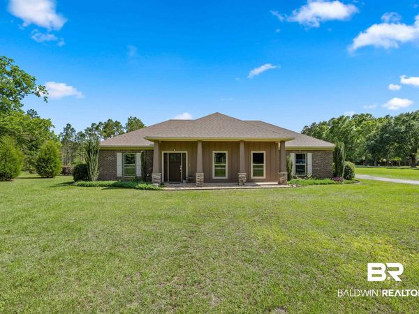 24246 Cowling Road, Robertsdale, AL 36567