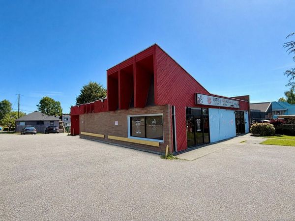 1540 Cedar Hill Cross Rd, Saanich, BC V8T 1N3