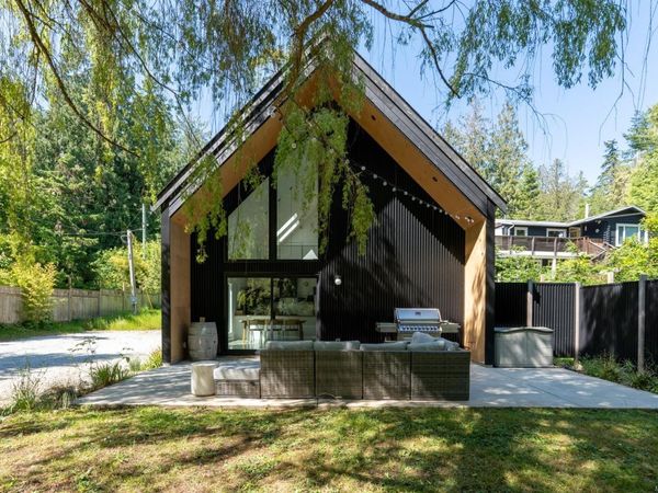 146 Menhinick Dr , Salt Spring, BC V8K 1W7