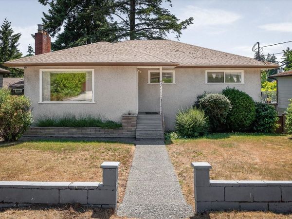 421 Juniper St, Nanaimo, BC V9S 1X7