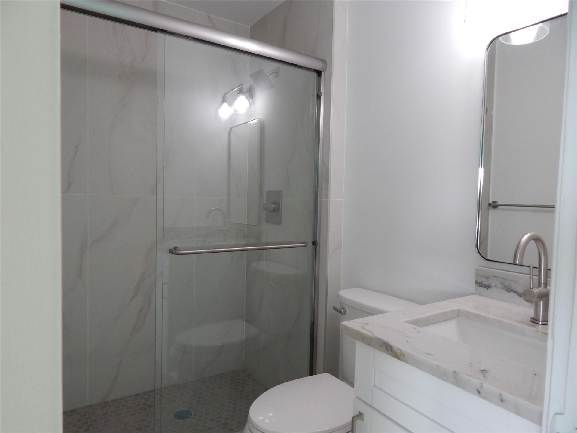 3220 Bayview Drive, Unit 314, Fort Lauderdale, FL 33306 Photo