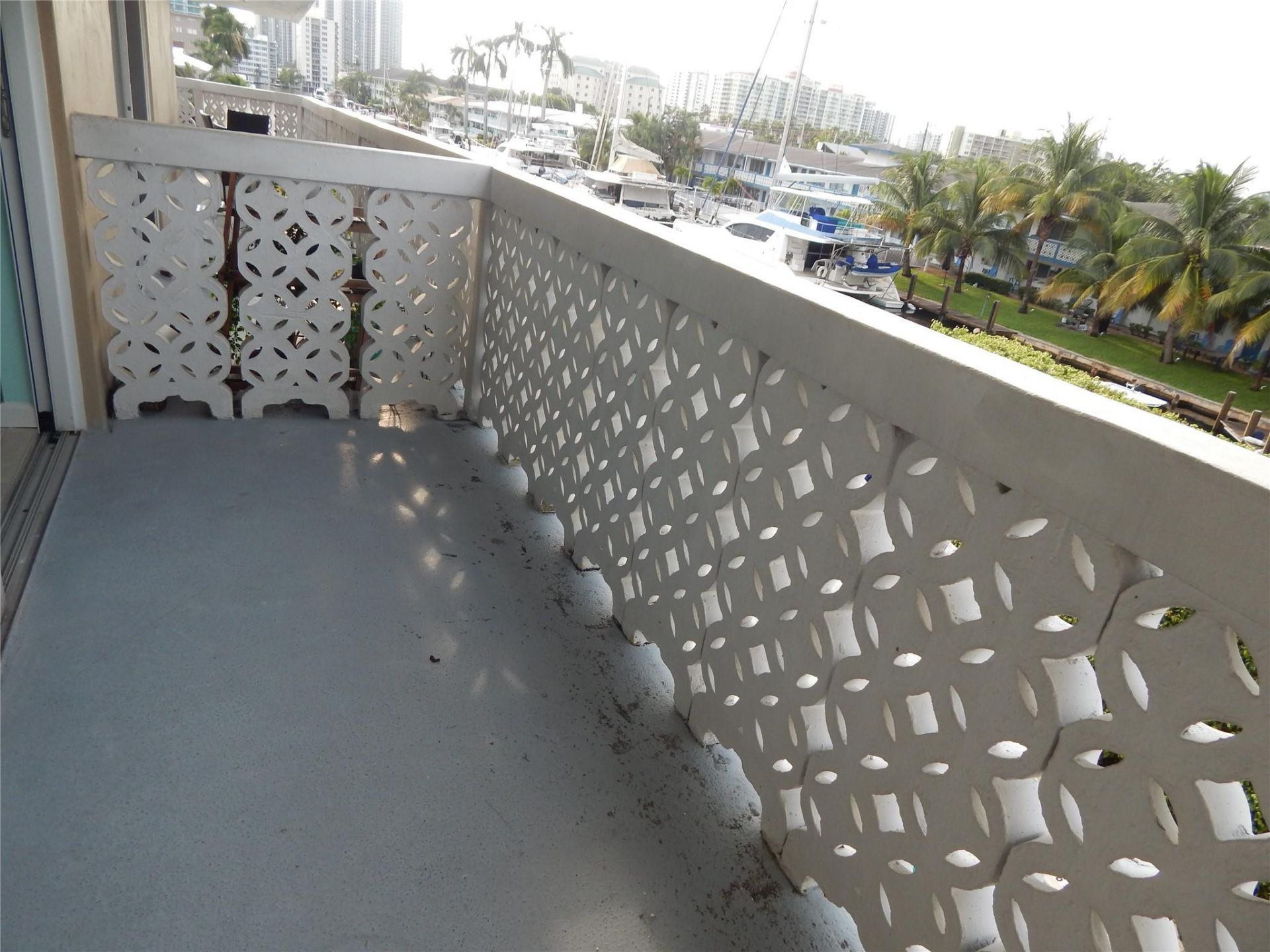 3220 Bayview Drive, Unit 314, Fort Lauderdale, FL 33306 Photo