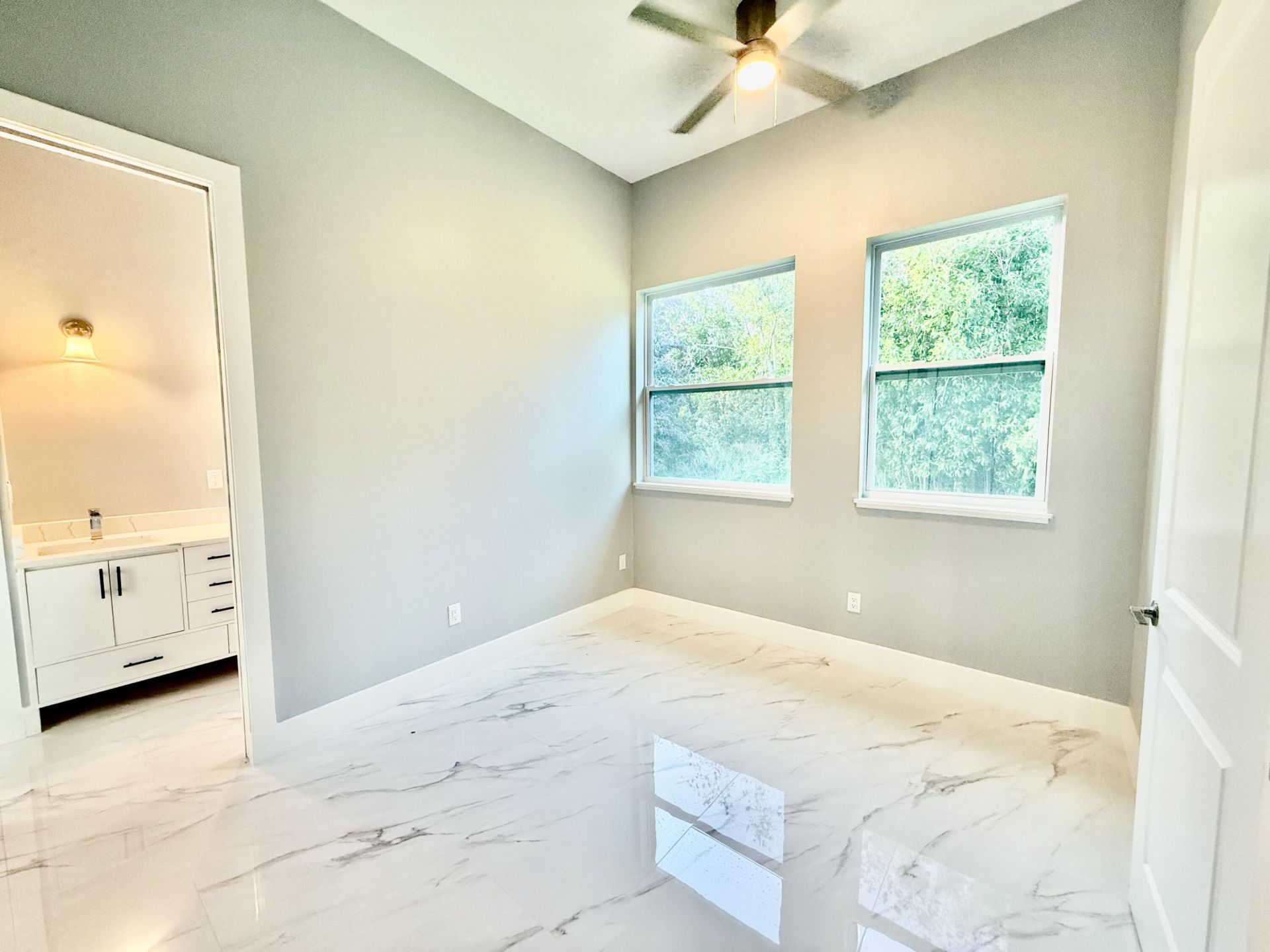 675 NE Moss Rose Place, Port Saint Lucie, FL 34983 Photo