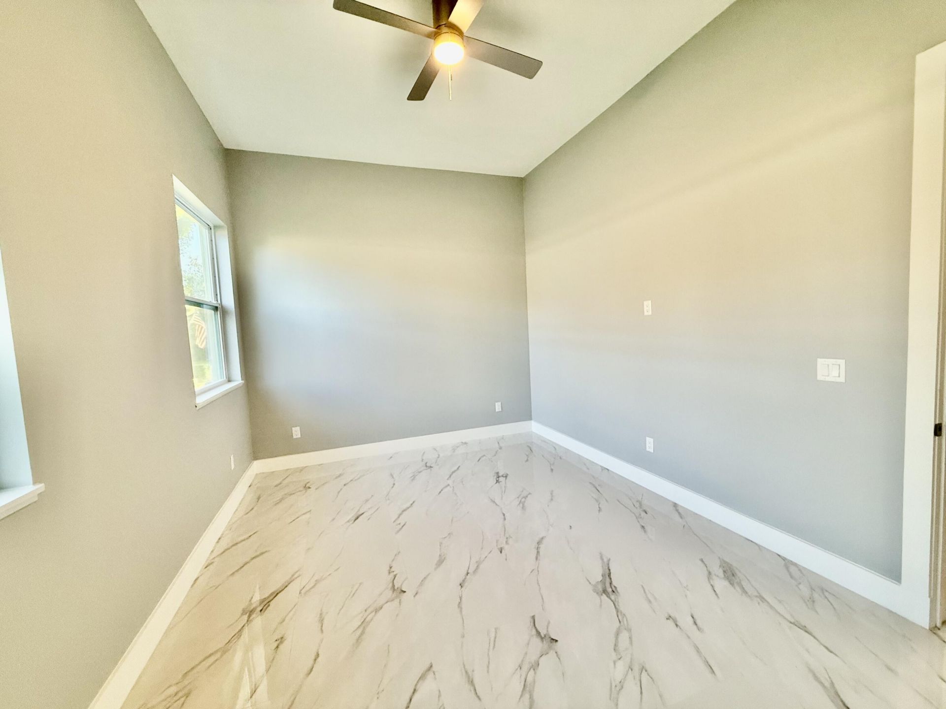 675 NE Moss Rose Place, Port Saint Lucie, FL 34983 Photo